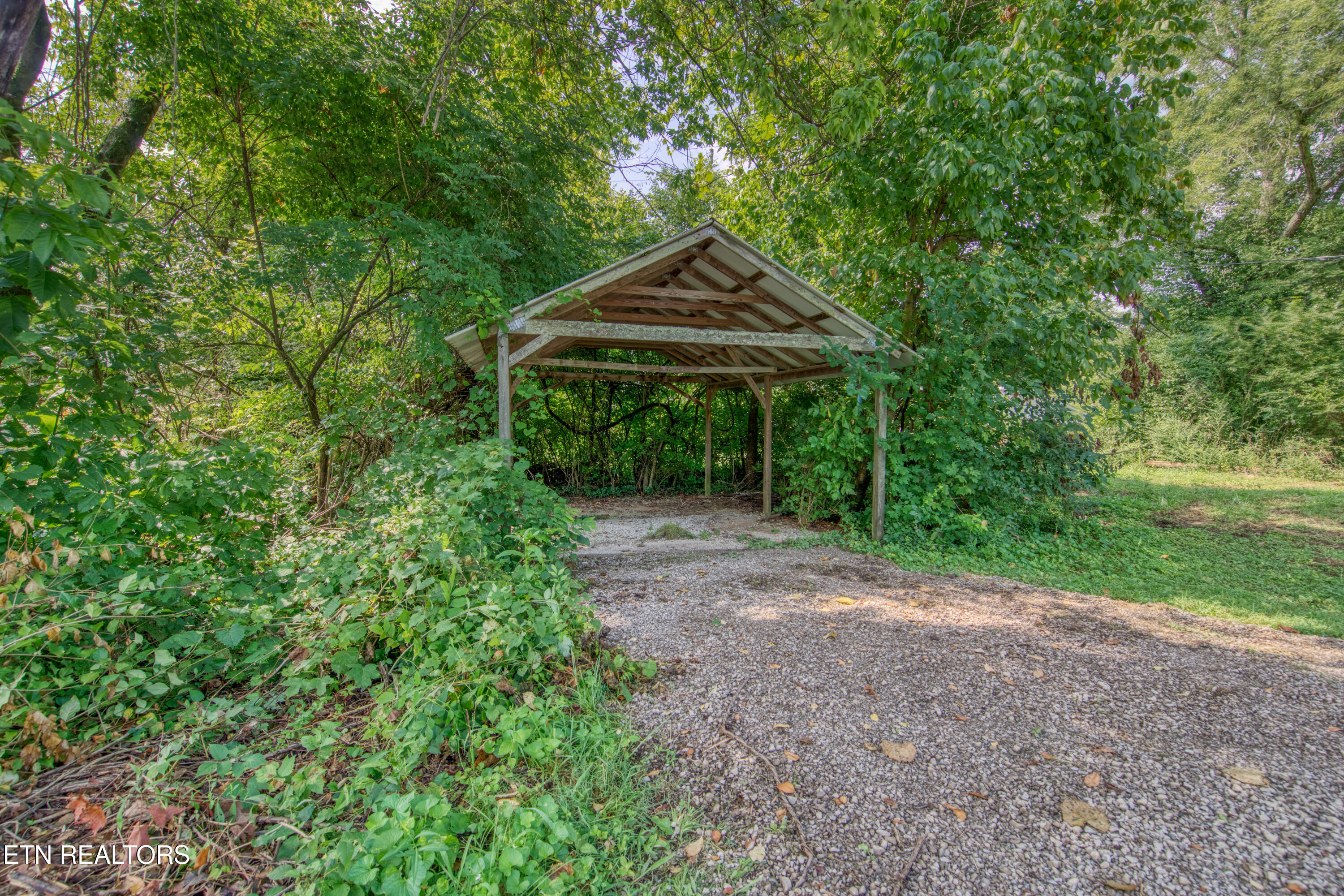 2707 Harris Road Knoxville, TN 37924 - Photo 35 of 38 0H3A9774_31