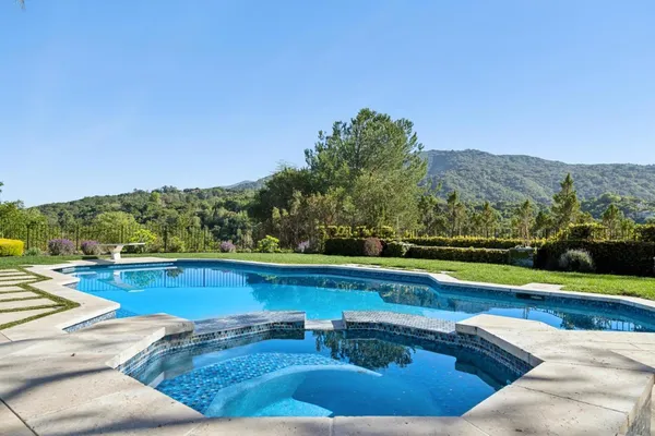 $8,498,000 | 15715 Gum Tree Lane, Los Gatos, CA 95032