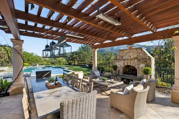 $8,498,000 | 15715 Gum Tree Lane, Los Gatos, CA 95032