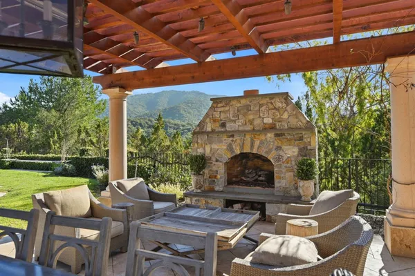 $8,498,000 | 15715 Gum Tree Lane, Los Gatos, CA 95032
