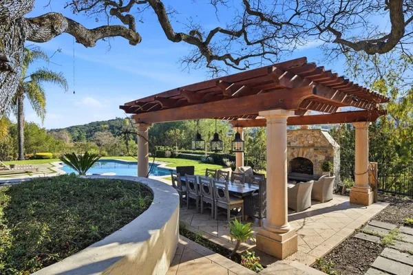 $8,498,000 | 15715 Gum Tree Lane, Los Gatos, CA 95032