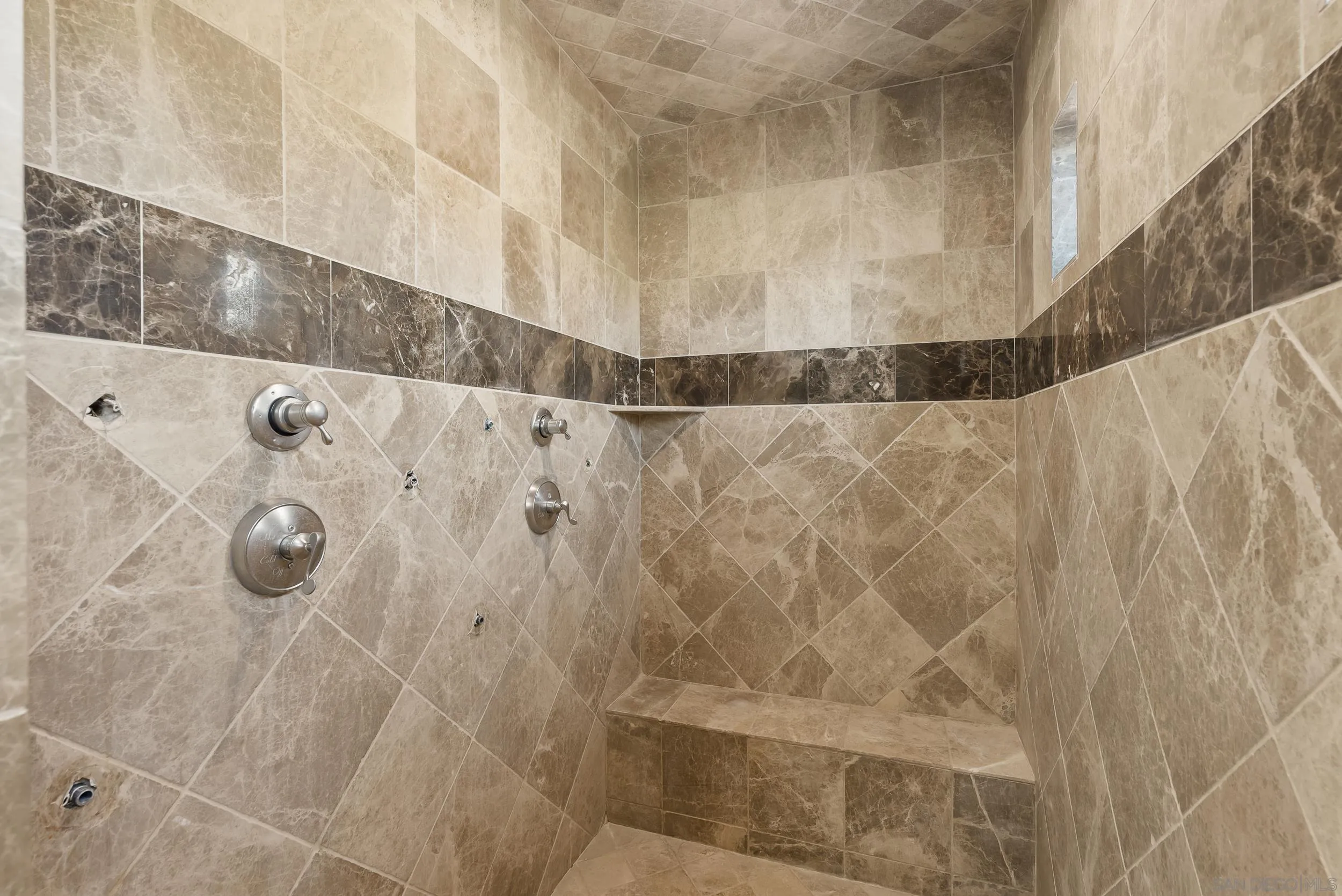 41455 Vía Del Monte Temecula, CA 92592 - Photo 30 of 75