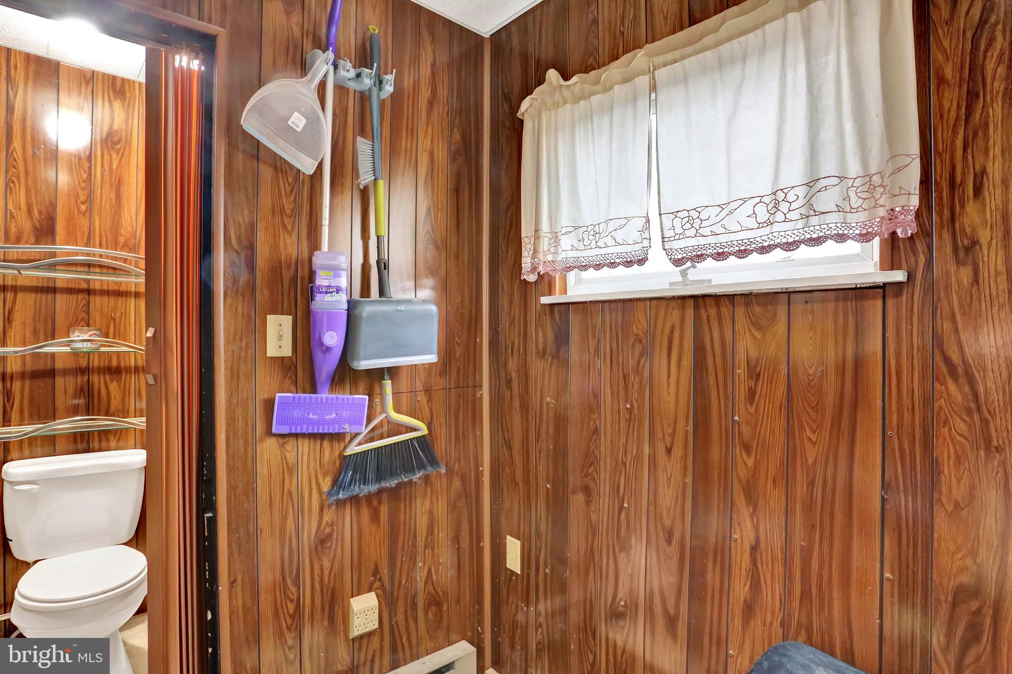 108 Reading Avenue Reading, PA 19607 - Photo 8 of 22 Gallery Image 8