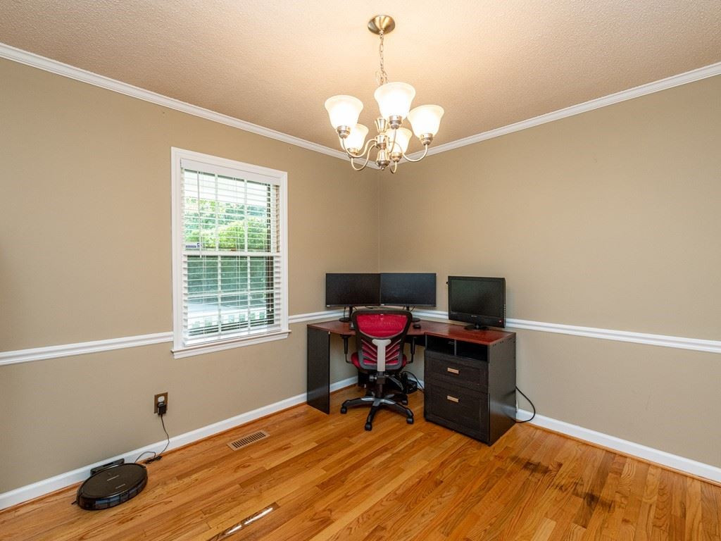 5205 Badham Place Raleigh, NC 27609 - Photo 16 of 30 Photo 16