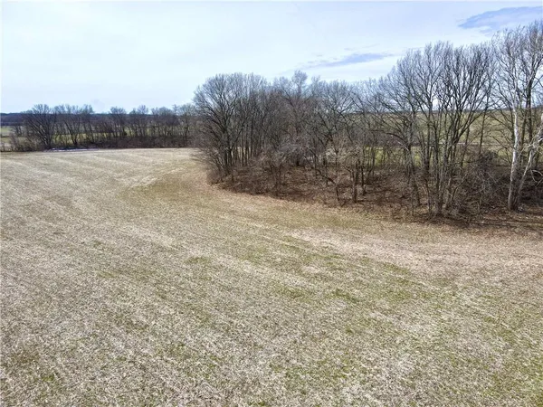 $190,000 | 401 Northwest Nw Road, Chilhowee, MO 64733