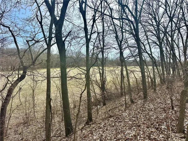 $190,000 | 401 Northwest Nw Road, Chilhowee, MO 64733