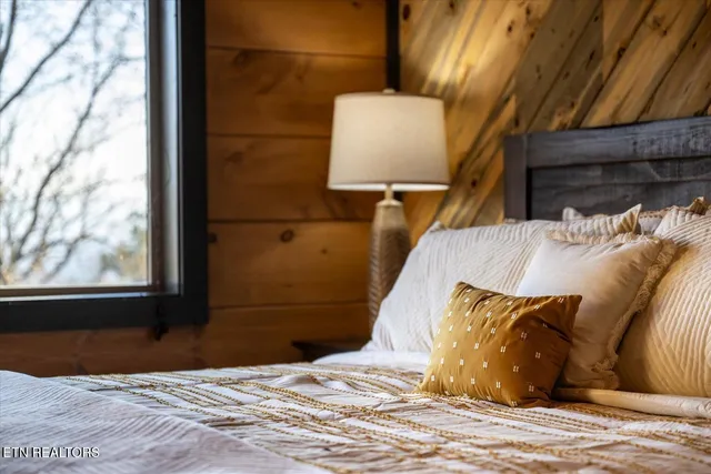 $1,300,000 | 1852 Mountain Ash Way, Sevierville, TN 37876