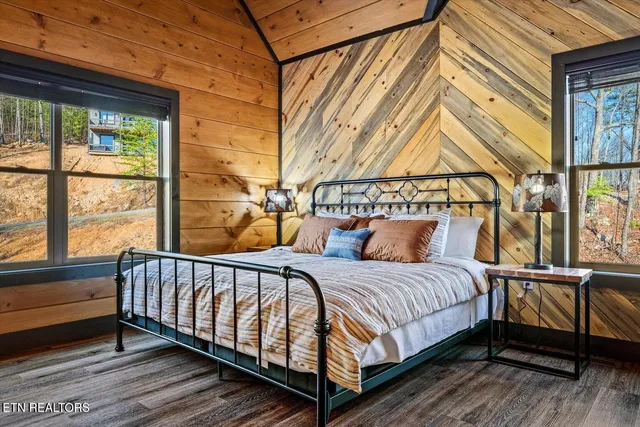 $1,300,000 | 1852 Mountain Ash Way, Sevierville, TN 37876