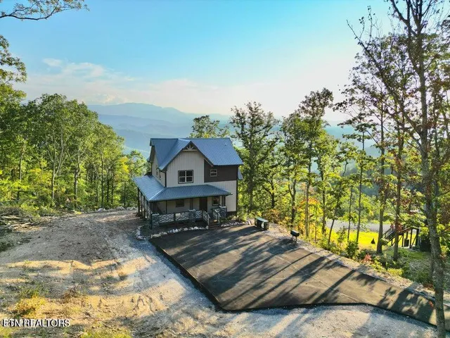 $1,300,000 | 1852 Mountain Ash Way, Sevierville, TN 37876
