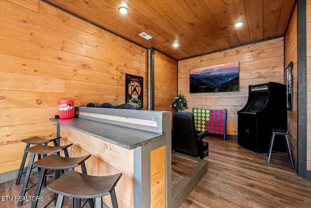 $1,300,000 | 1852 Mountain Ash Way, Sevierville, TN 37876