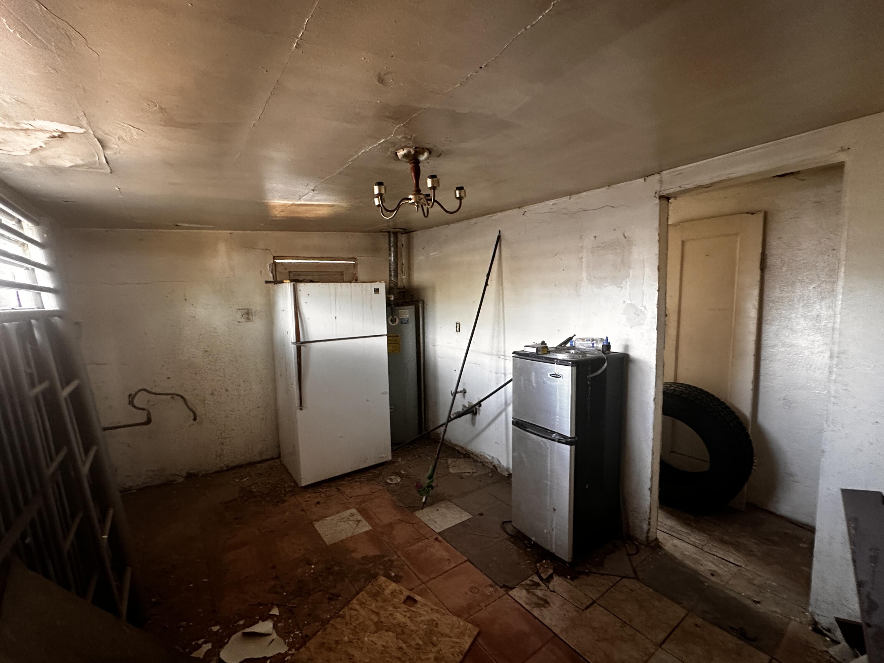 2804 Justo Road Southwest Albuquerque, NM 87105 - Photo 11 of 23 Gallery Image 11