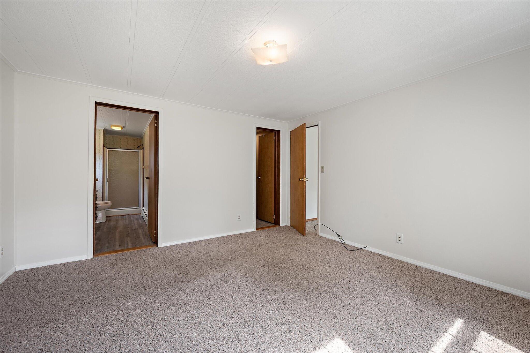 47 Shepherd Drive Bangor, ME 04401 - Photo 20 of 43 Primary Bedroom