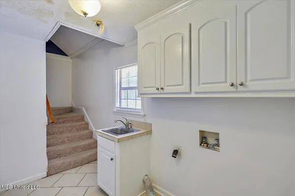 $383,900 | 2713 Highway 471, Brandon, MS 39047