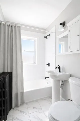 $2,900 | 10 Centre Avenue, Unit 6, Boston, MA 02124