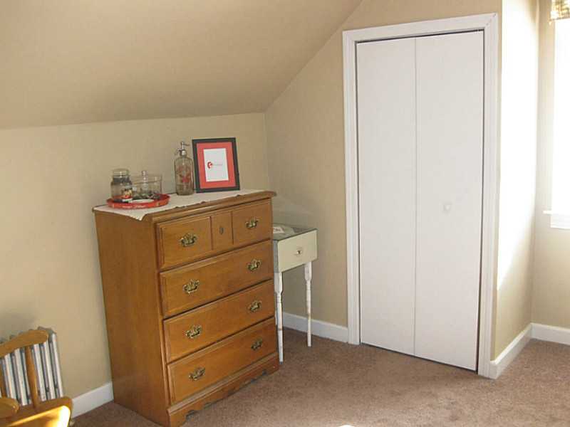 129 Rodney Road Warwick, RI 02889 - Photo 19 of 25 Bedroom.