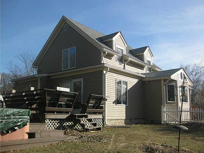 129 Rodney Road Warwick, RI 02889 - Photo 5 of 25 Exterior Back.