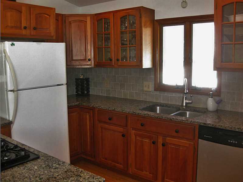 129 Rodney Road Warwick, RI 02889 - Photo 7 of 25 Kitchen.