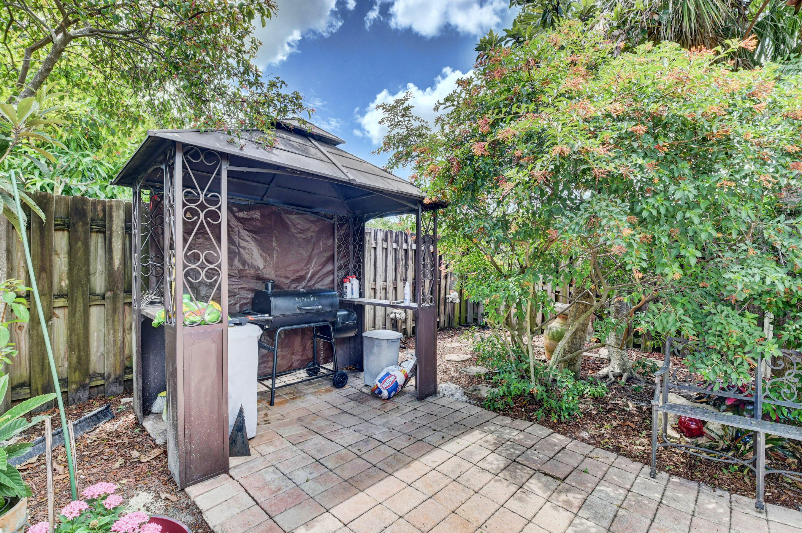 19704 Liberty Road Boca Raton, FL 33434 - Photo 33 of 54 19704 Liberty Rd, Boca Raton, FL 33434 (