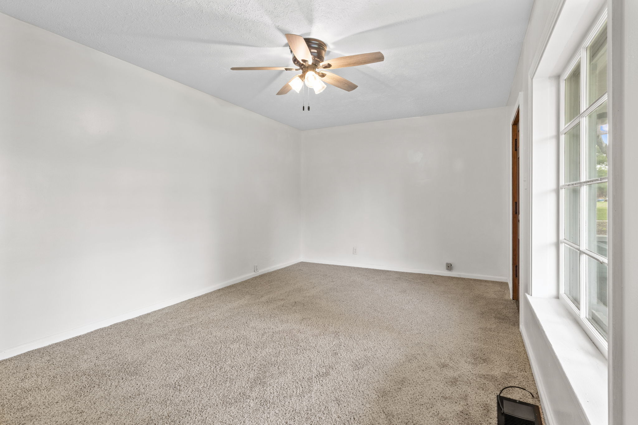 202 West Banta Road Indianapolis, IN 46217 - Photo 8 of 30 Gallery Image 8