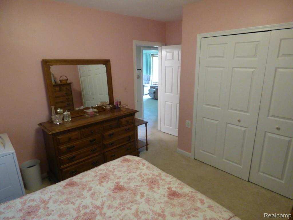 5864 Dellor Road Belleville, MI 48111 - Photo 18 of 32 P1140176.jpg