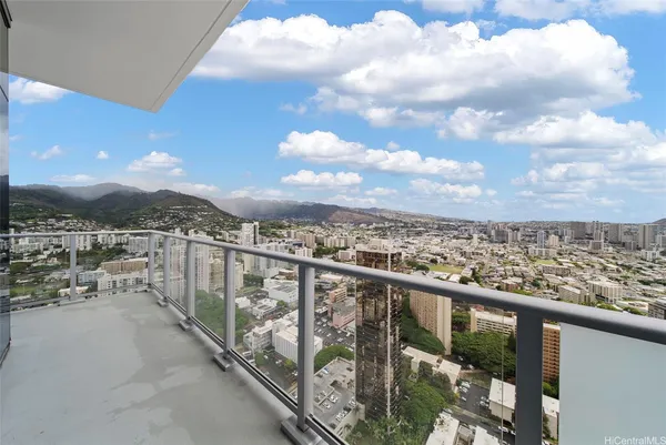 $5,000 | 1500 Rycroft Street, Unit 4401R, Honolulu, HI 96814