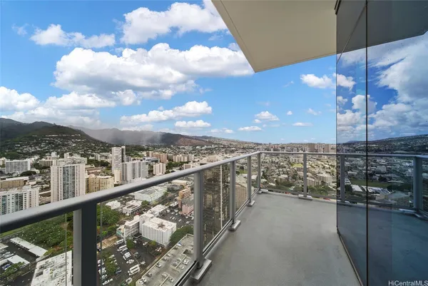 $5,000 | 1500 Rycroft Street, Unit 4401R, Honolulu, HI 96814