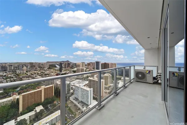 $5,000 | 1500 Rycroft Street, Unit 4401R, Honolulu, HI 96814