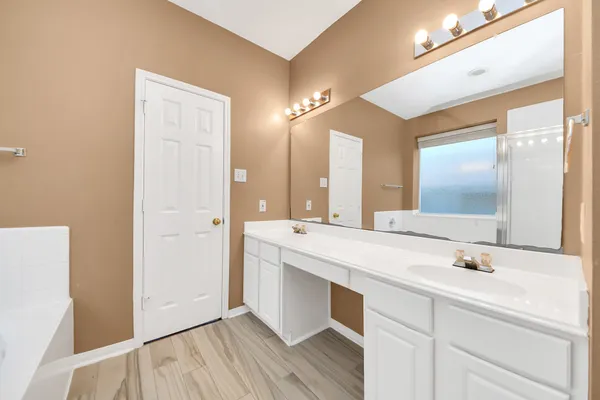 $2,900 | 4703 Zachary Lane, Sugar Land, TX 77479