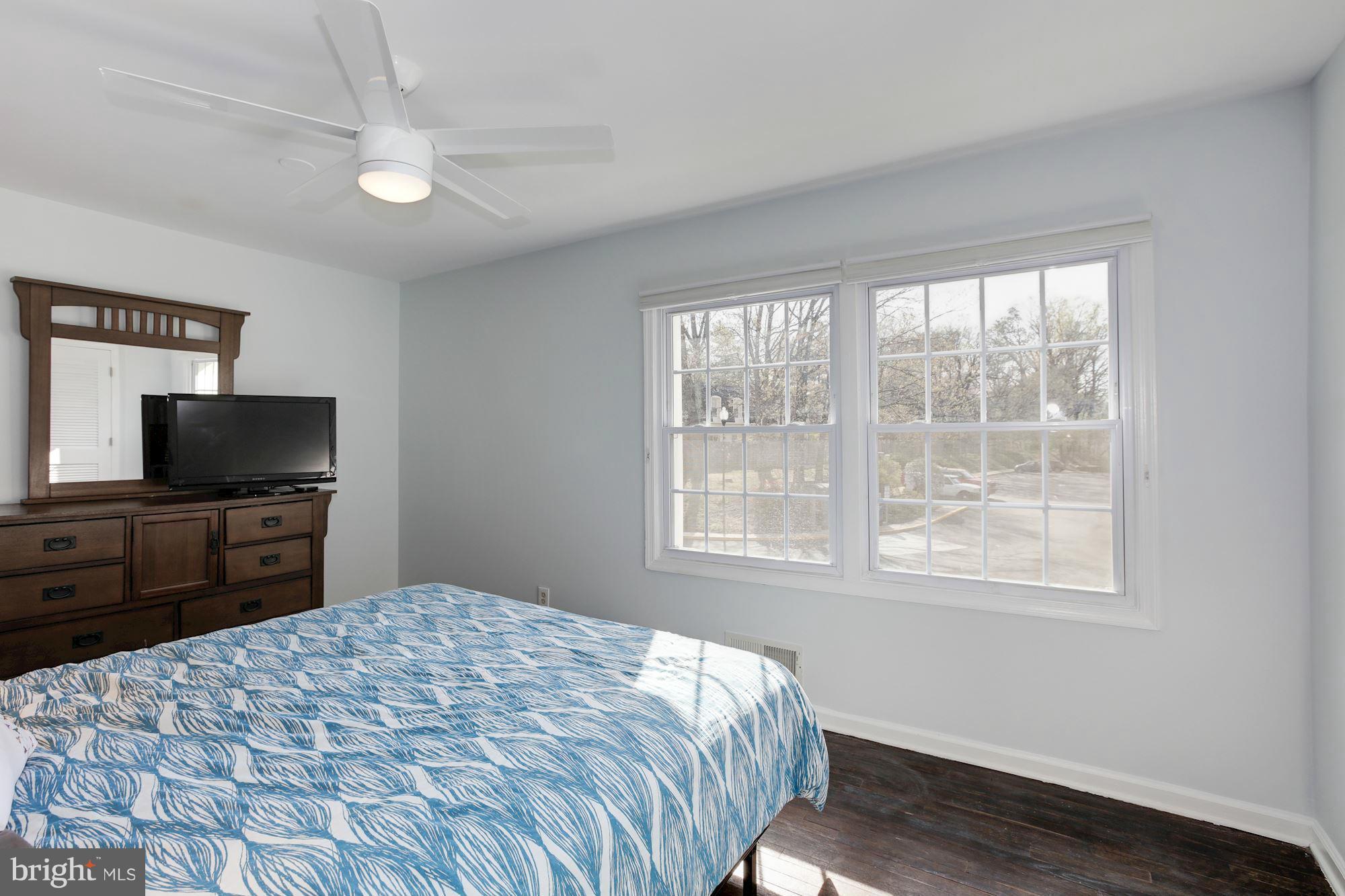 5931 Bayshire Road, Unit 117 Springfield, VA 22152 - Photo 17 of 29 Bedroom (Master)