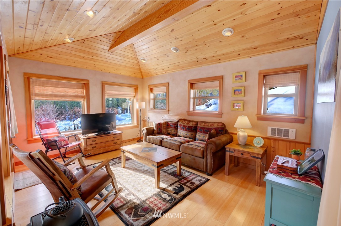 712 Twisp River Road Twisp, WA 98856 - Photo 8 of 39 Gallery Image 8