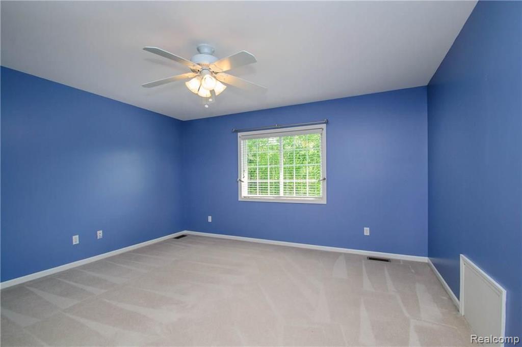 620 Park Lane Road Chelsea, MI 48118 - Photo 15 of 24