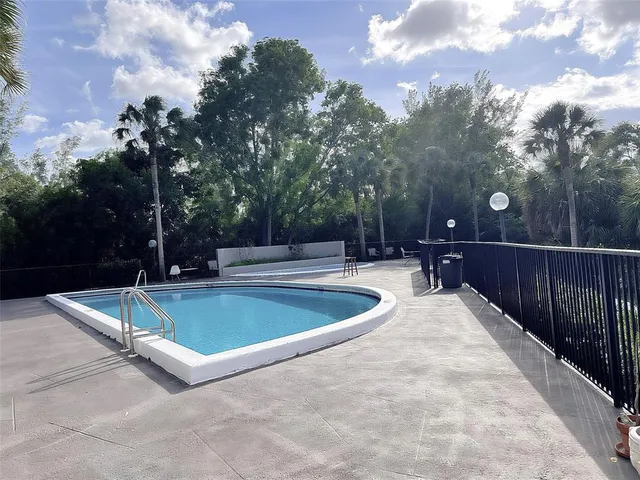 $259,000 | 3100 Riverside Drive, Unit 307, Coral Springs, FL 33065