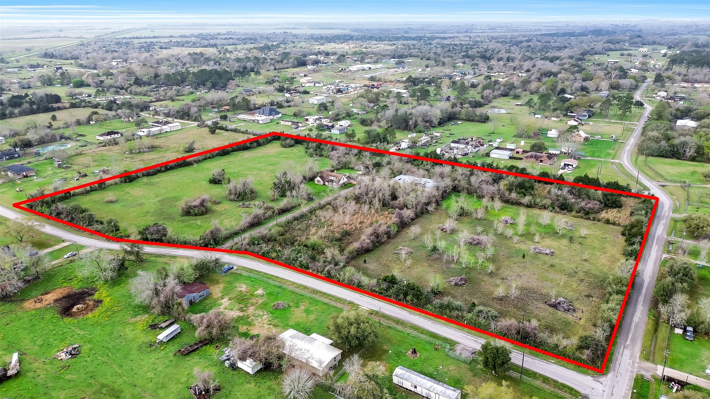 4918 Farmer Road Alvin, TX 77511 - Photo 1 of 18