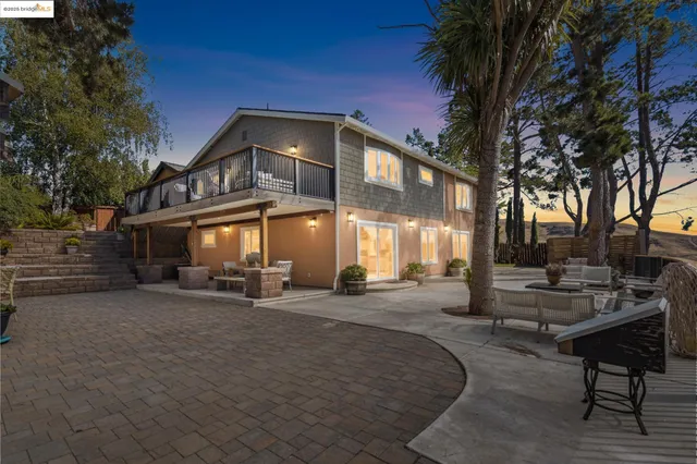 $2,498,000 | 38 Lenelle Court, Moraga, CA 94556
