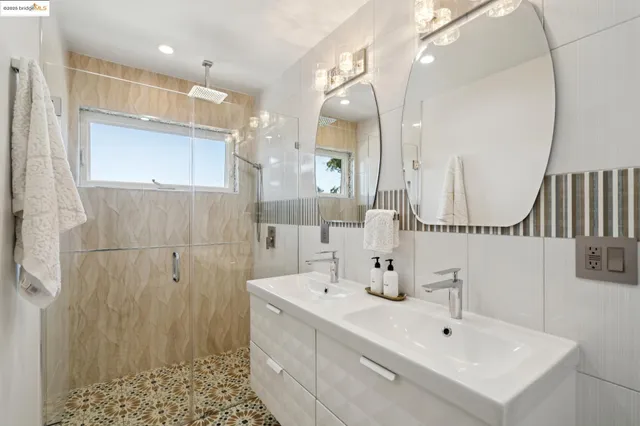 $2,498,000 | 38 Lenelle Court, Moraga, CA 94556