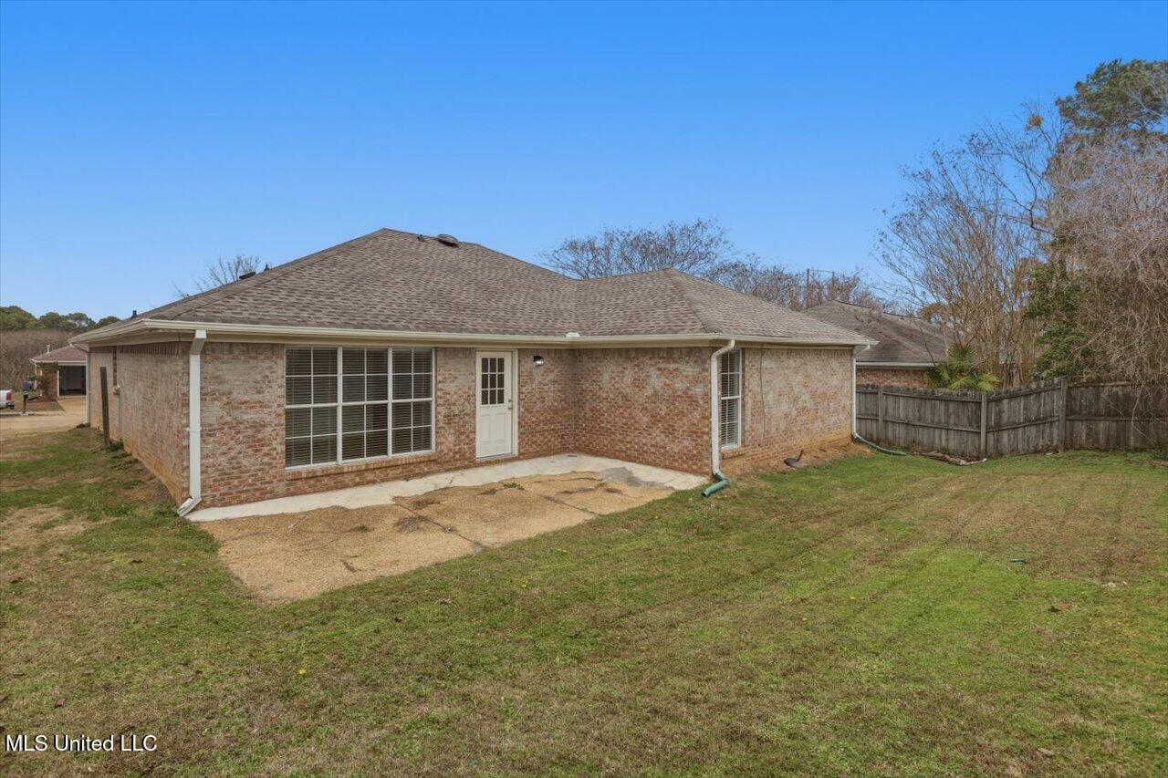 1007 Elm's Cove Ridgeland, MS 39157 - Photo 27 of 28 27-Back yard2