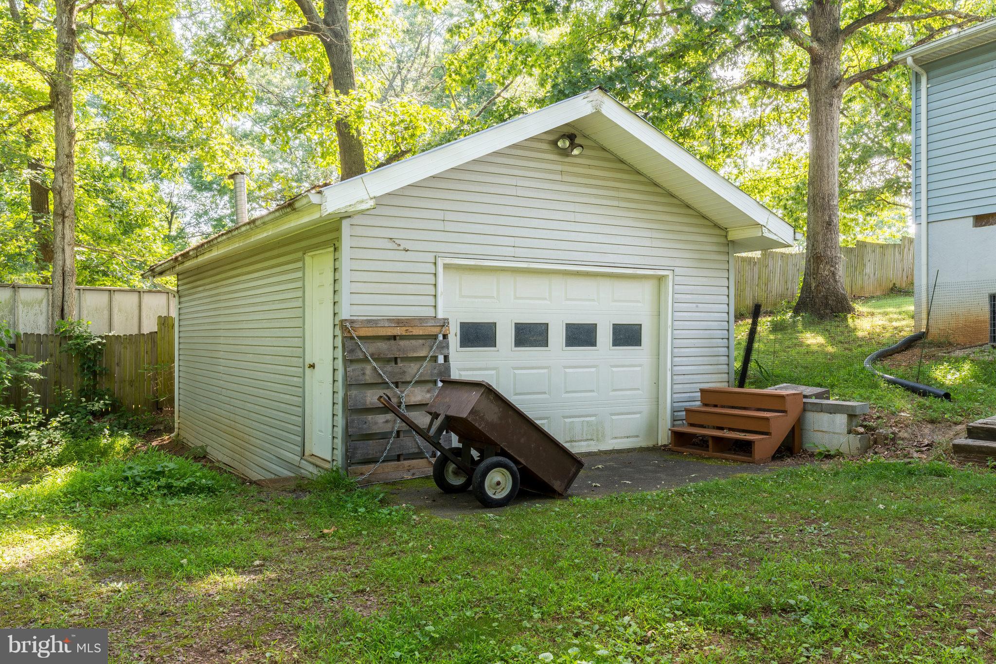 9314 General Winder Road Rapidan, VA 22733 - Photo 23 of 29 Exterior (Rear)