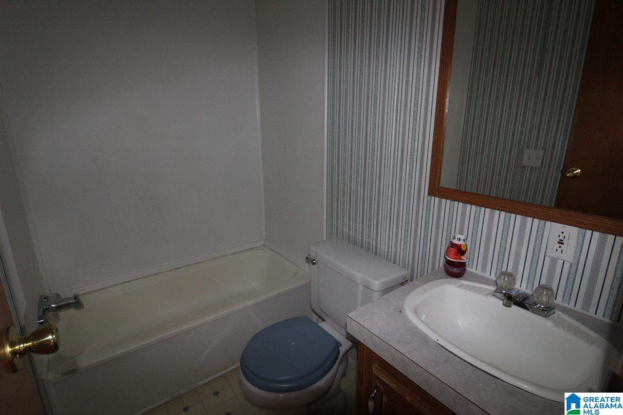 243 Main Street Hayden, AL 35079 - Photo 16 of 20