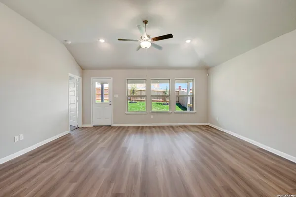 $314,990 | 6252 Persimmon Lake, San Antonio, TX 78252