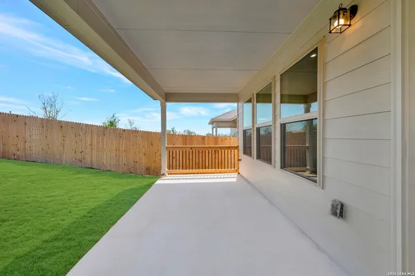 $314,990 | 6252 Persimmon Lake, San Antonio, TX 78252