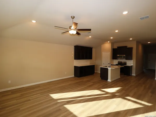 $319,990 | 6252 Persimmon Lake, San Antonio, TX 78252