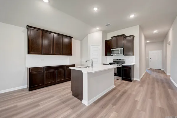 $314,990 | 6252 Persimmon Lake, San Antonio, TX 78252