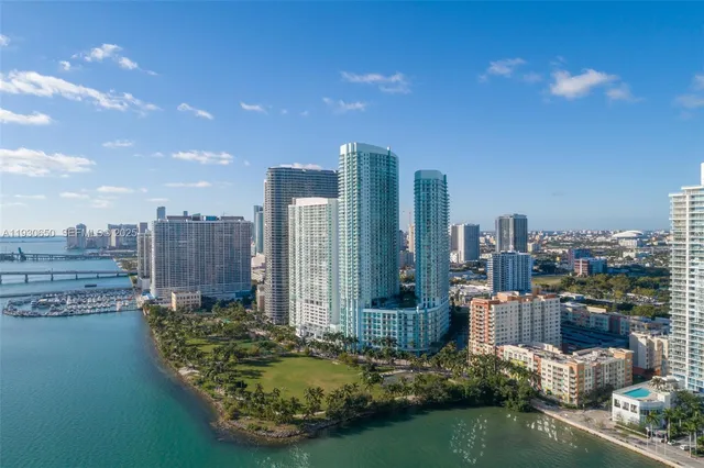 $2,700 | 1900 North Bayshore Drive, Unit 3103, Miami, FL 33132