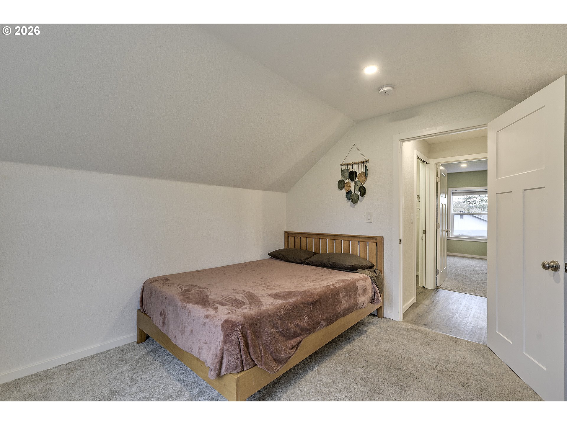 715 South 8th Avenue Cornelius, OR 97113 - Photo 28 of 38 Bedroom