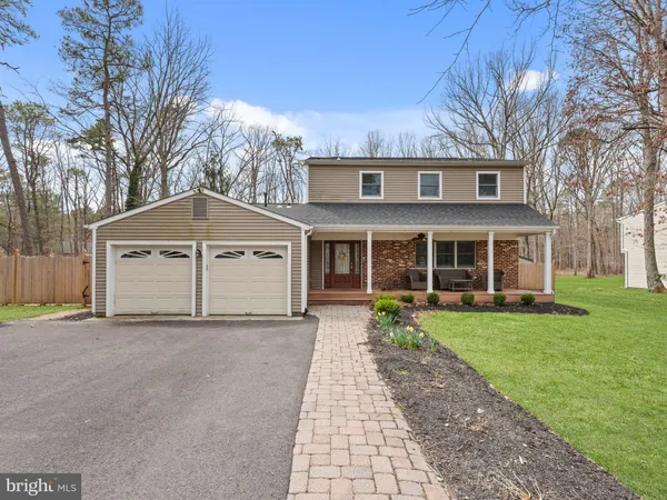 $675,000 | 8 Foxwood Lane, Medford, NJ 08055