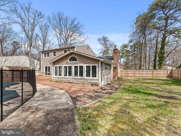 $675,000 | 8 Foxwood Lane, Medford, NJ 08055
