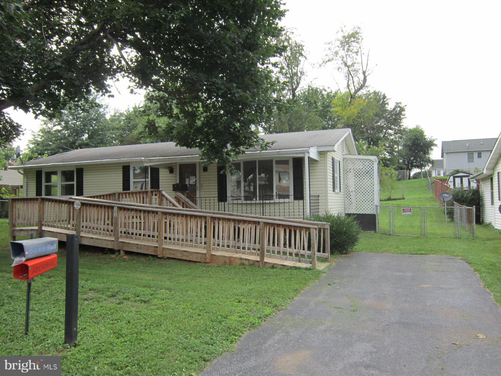305 East 12th Avenue Ranson, WV 25438 - Photo 2 of 18 Exterior (Front)