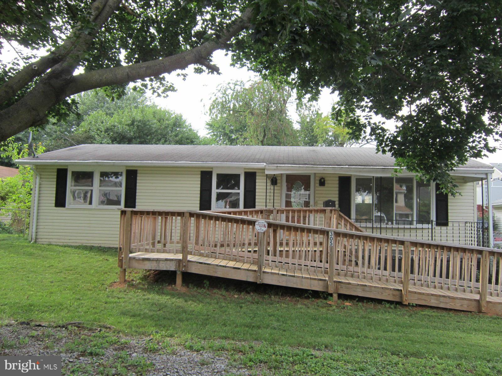 305 East 12th Avenue Ranson, WV 25438 - Photo 3 of 18 Exterior (Front)