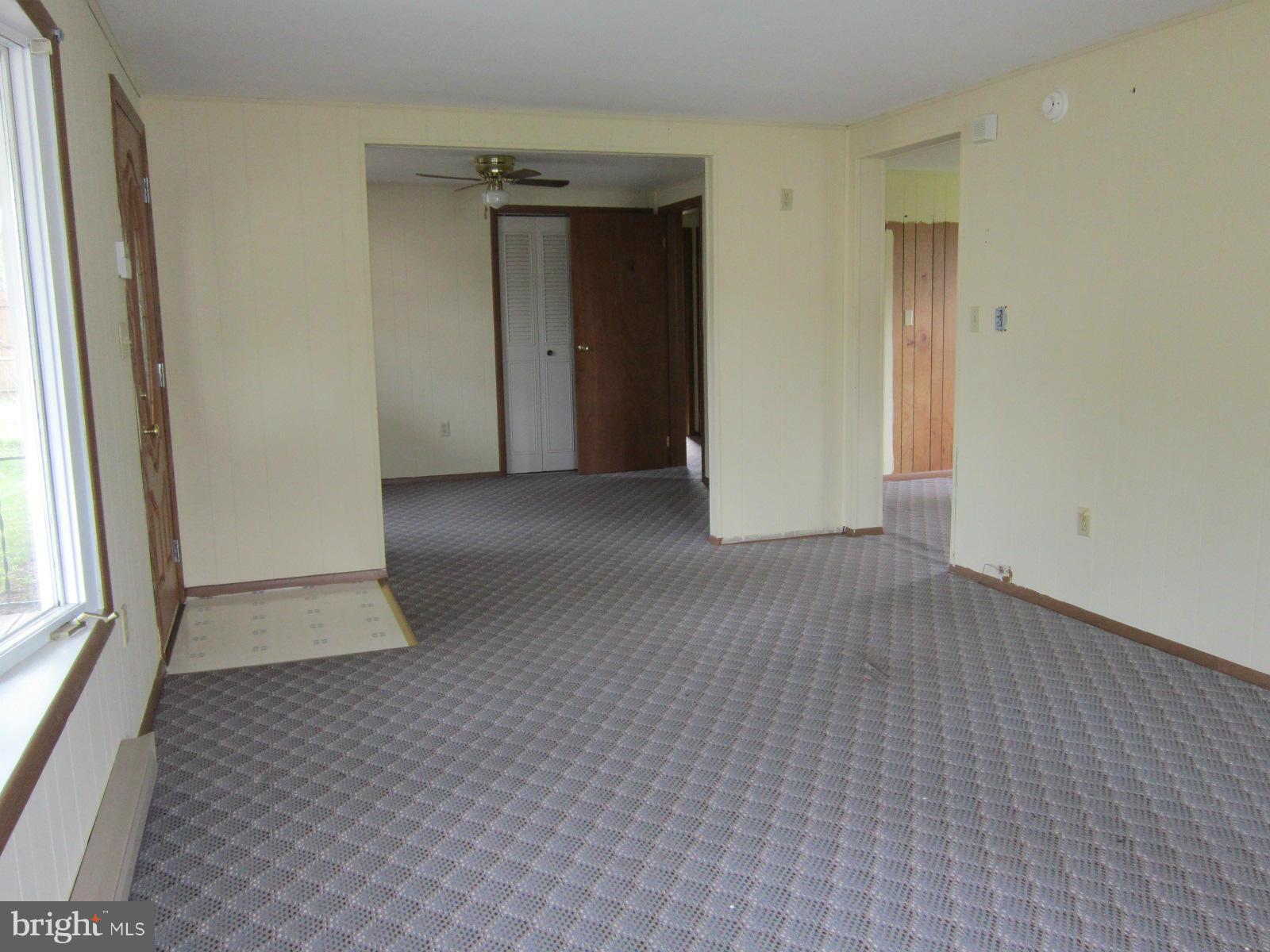305 East 12th Avenue Ranson, WV 25438 - Photo 9 of 18 Living Room