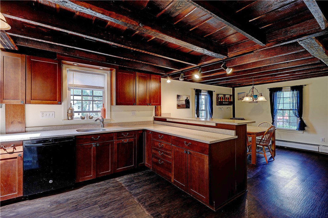 231 Providence Street Woonsocket, RI 02895 - Photo 10 of 35